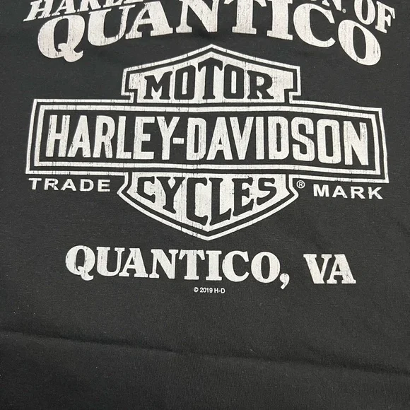 Harley-Davidson Black and White Quantico T-Shirt QUANTIOCO, VIRGINIA 2019 - Picture 2 of 2